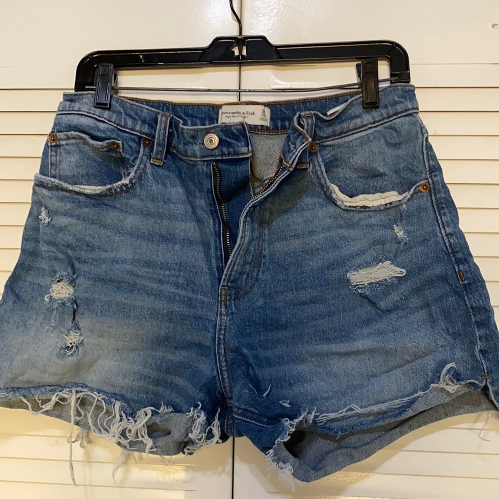 Abercrombie & Fitch Curve Love High Rise Short